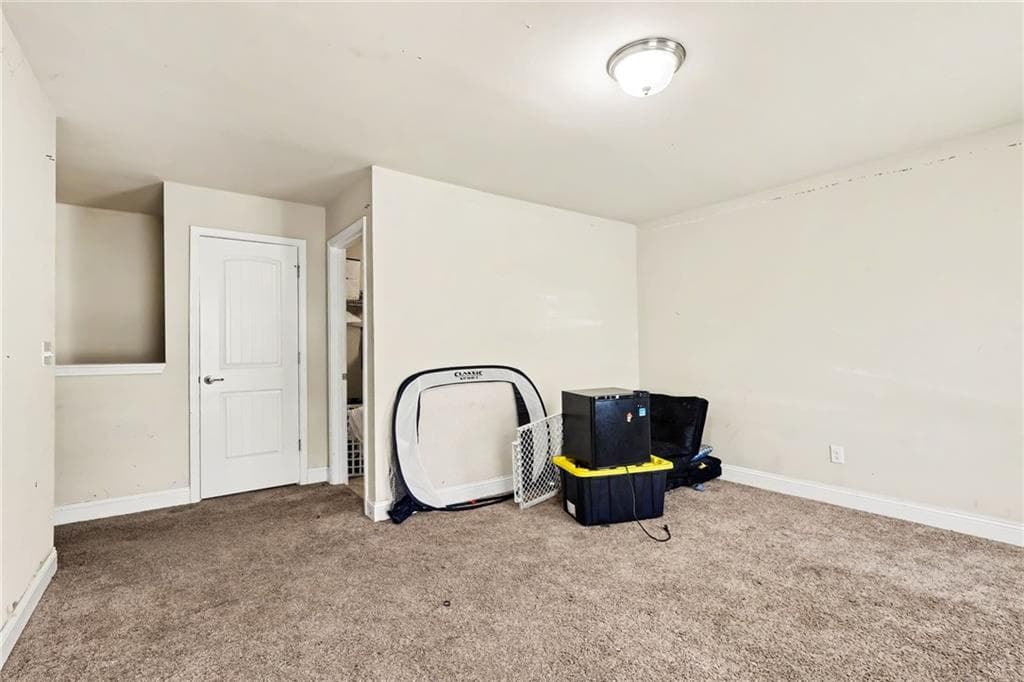 4 bedroom, 3 bathroom, 2,378 sq ft single family residence for sale at 12351 Styron Drive, Hampton, GA 30228 — photo 8