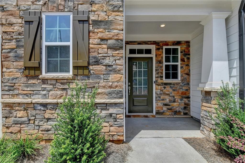 3 bedroom, 3 bathroom, 2,562 sq ft townhouse for rent at 195 Whispering Woods Court, Duluth, GA 30097 for $3,000 a month — photo 2