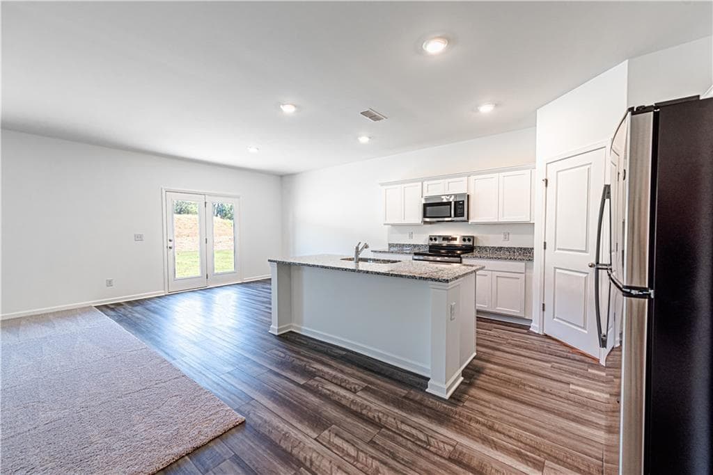 4 bedroom, 3 bathroom, 2,610 sq ft single family residence for rent at 171 Casteel Lane, Bethlehem, GA 30620 for $2,100 a month — photo 5