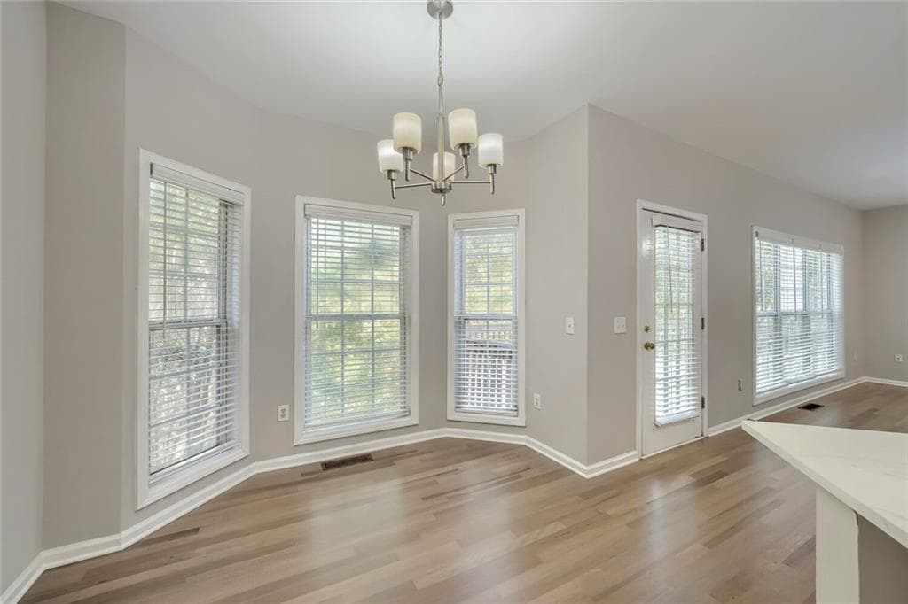 6 bedroom, 4 bathroom, 3,500 sq ft single family residence for rent at 2979 Savannah Walk Lane, Suwanee, GA 30024 for $2,895 a month — photo 10