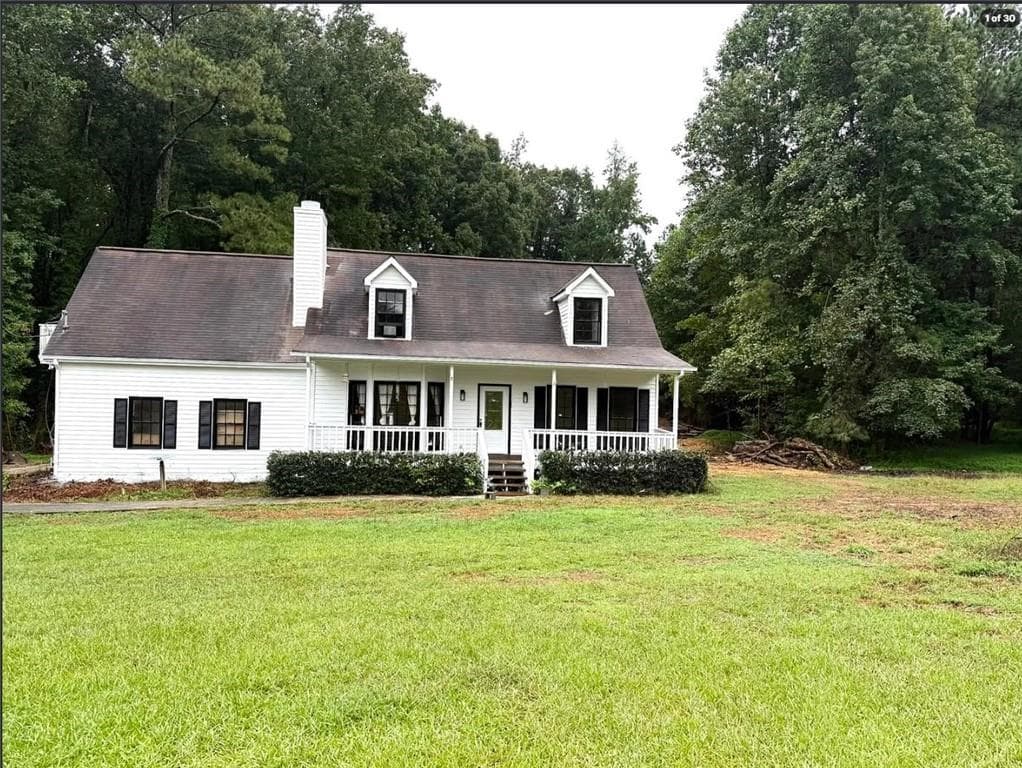 3 bedroom, 2 bathroom, 1,820 sq ft single family residence for rent at 1075 SANDERS Road, Cumming, GA 30041 for $2,450 a month — photo 1 of 16