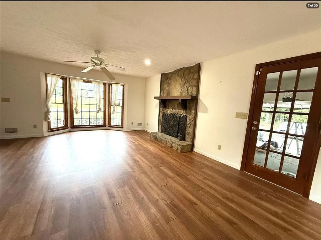 3 bedroom, 2 bathroom, 1,820 sq ft single family residence for rent at 1075 SANDERS Road, Cumming, GA 30041 for $2,450 a month — photo 5