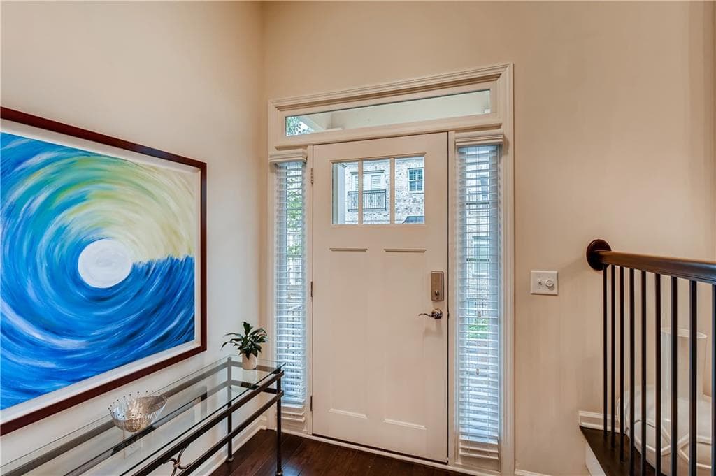 3 bedroom, 4 bathroom, 2,058 sq ft other for rent at 745 Fountainhead Lane 18, Atlanta, GA 30324 for $3,395 a month — photo 3