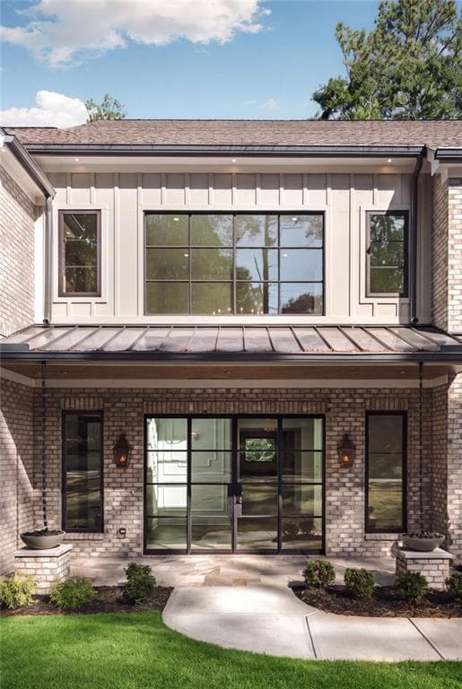 5 bedroom, 6 bathroom, 6,200 sq ft single family residence for sale at 1372 Oconee Pass, Brookhaven, GA 30319 — photo 3