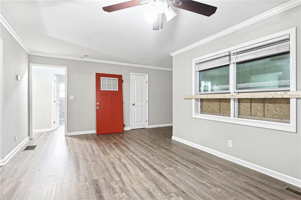 5 bedroom, 2 bathroom, 2,113 sq ft single family residence for sale at 3640 Oregon Trail, Decatur, GA 30032 — photo 4