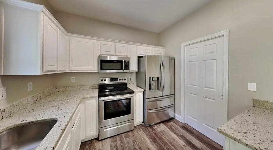3 bedroom, 3 bathroom, 1,556 sq ft condominium for rent at 92 Bay Branch Boulevard 92, Fayetteville, GA 30214 for $2,050 a month — photo 4