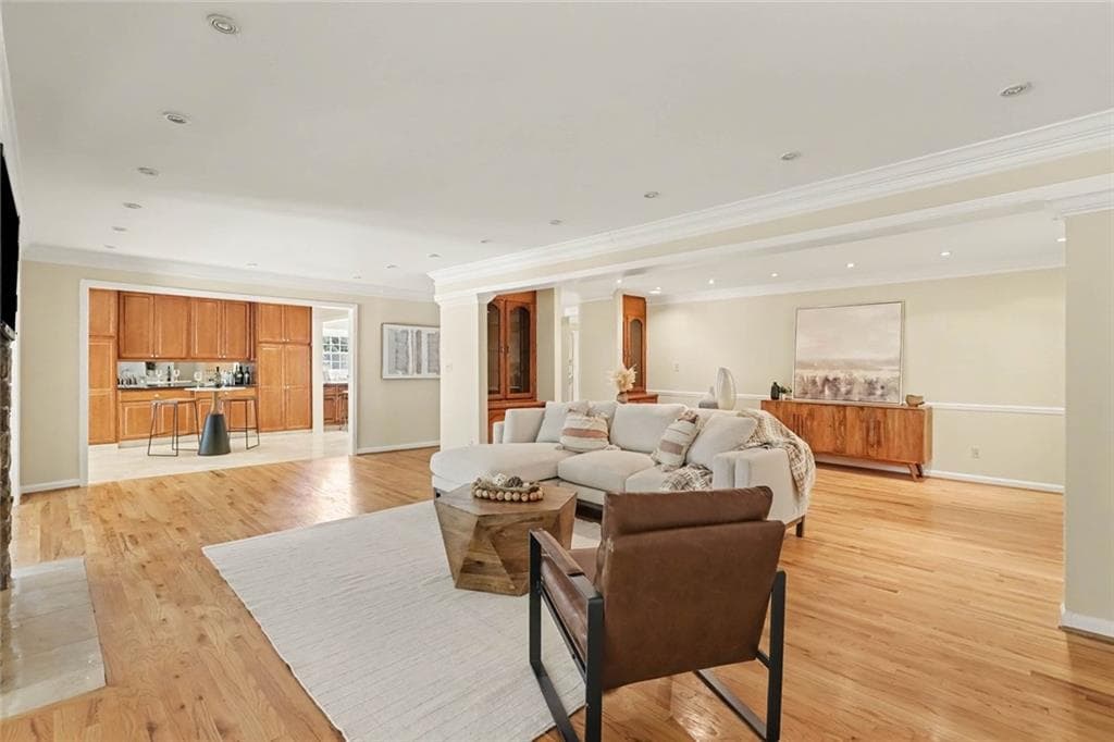 6 bedroom, 6 bathroom, 6,889 sq ft single family residence for sale at 2818 Cravey Trail, Atlanta, GA 30345 — photo 3