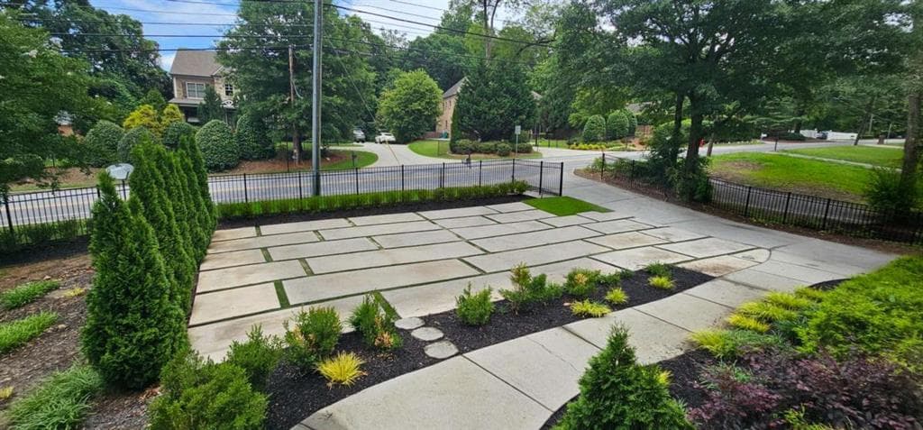 5 bedroom, 5 bathroom, 5,044 sq ft single family residence for rent at 2110 E Roxboro Road, Atlanta, GA 30324 for $8,700 a month — photo 3