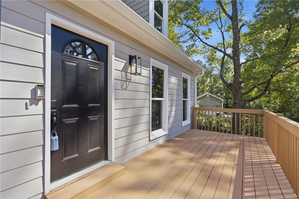 4 bedroom, 3 bathroom, 2,258 sq ft single family residence for sale at 3035 Gum Creek Lane, Loganville, GA 30052 — photo 3
