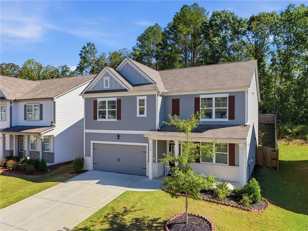 5 bedroom, 3 bathroom, 2,556 sq ft single family residence for sale at 330 Shadwood Place, Dawsonville, GA 30534 — photo 2