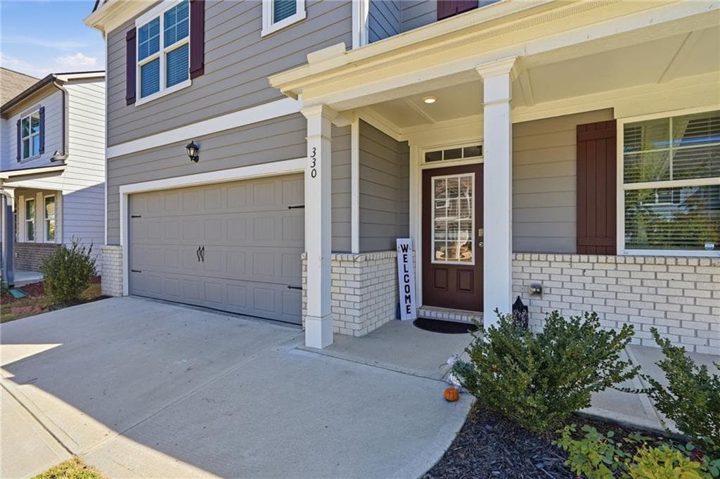 5 bedroom, 3 bathroom, 2,556 sq ft single family residence for sale at 330 Shadwood Place, Dawsonville, GA 30534 — photo 4