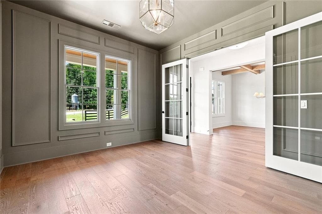5 bedroom, 6 bathroom, 5,466 sq ft single family residence for sale at 203 Memory Lane, Canton, GA 30115 — photo 10