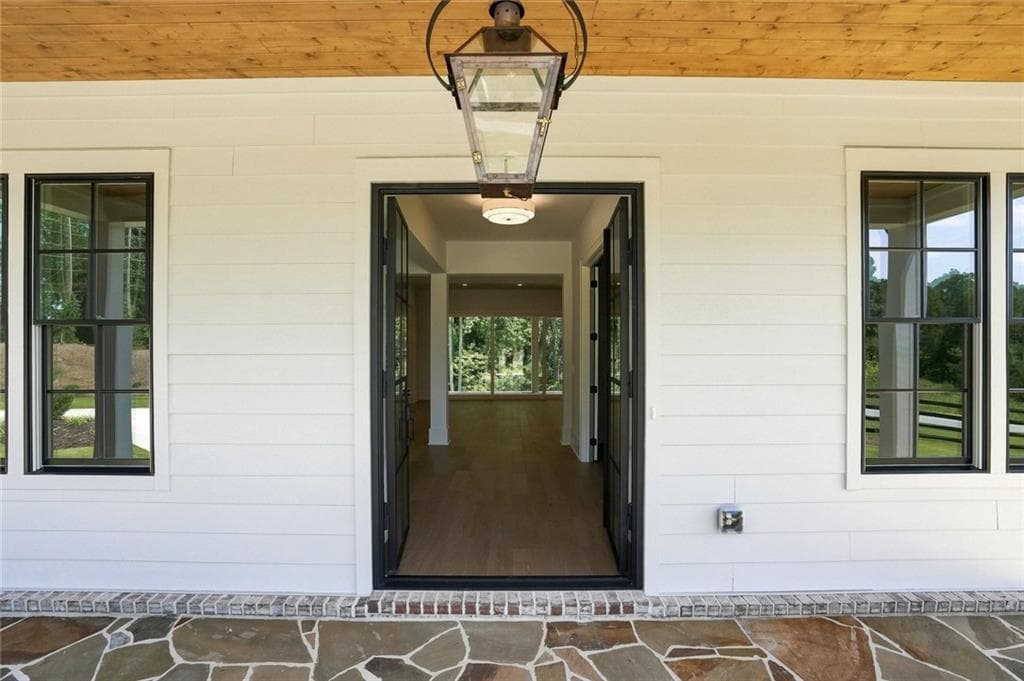 5 bedroom, 6 bathroom, 5,466 sq ft single family residence for sale at 203 Memory Lane, Canton, GA 30115 — photo 8