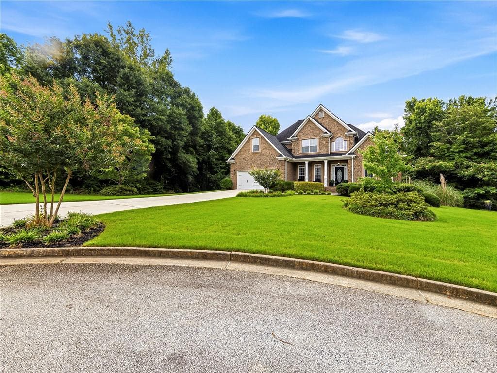 4 bedroom, 4 bathroom, 4,232 sq ft single family residence for sale at 20 Logans Run, Covington, GA 30016 — photo 3