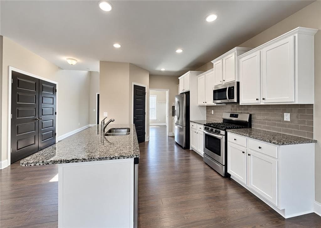 5 bedroom, 3 bathroom, 3,414 sq ft single family residence for rent at 1612 Lapland Drive, Lawrenceville, GA 30045 for $4,100 a month — photo 6