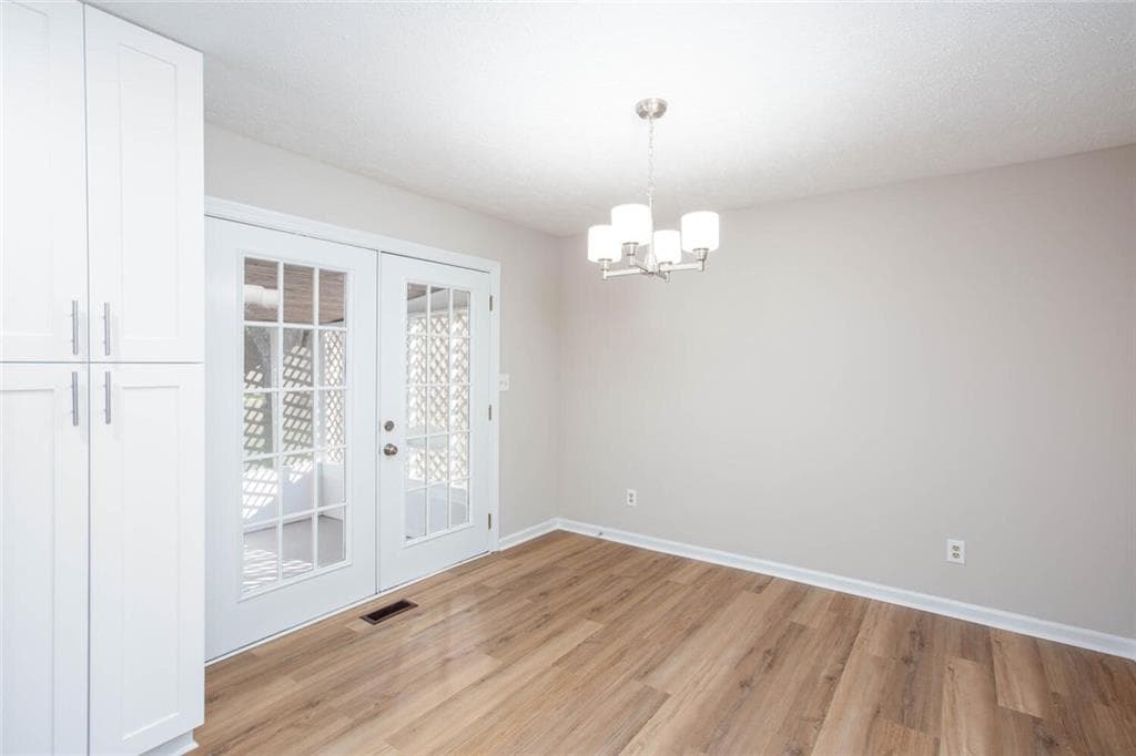 3 bedroom, 2 bathroom, 1,824 sq ft single family residence for rent at 2468 Brown Deer Trail, Acworth, GA 30101 for $2,350 a month — photo 7