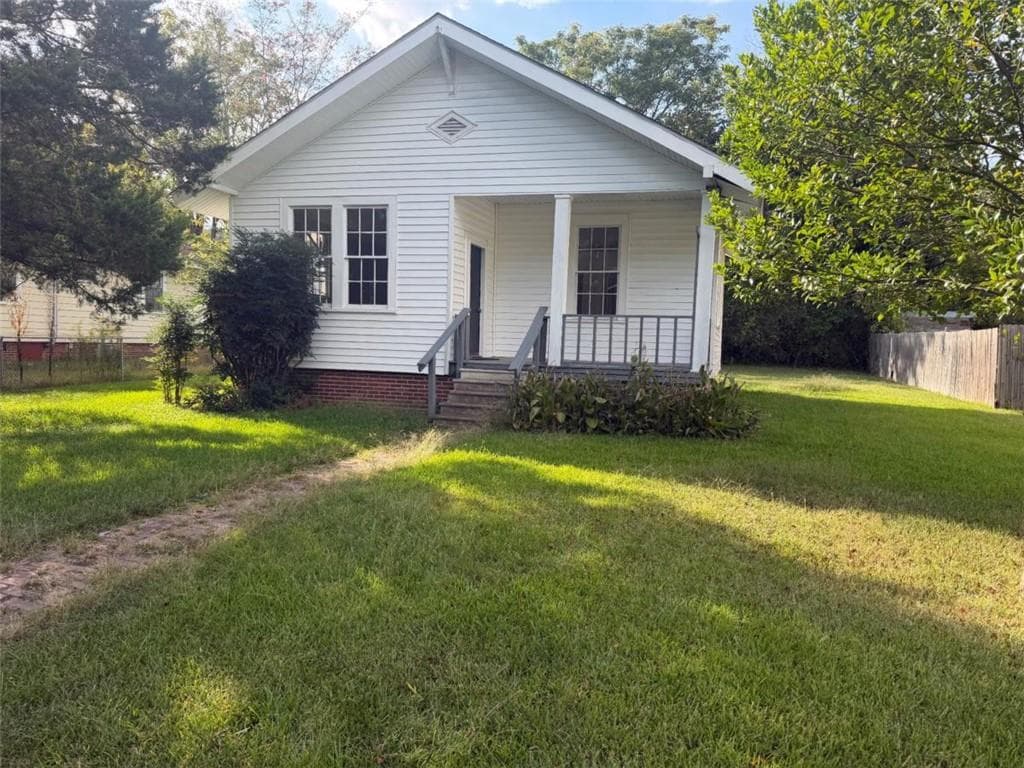 1 bedroom, 1 bathroom, 648 sq ft single family residence for sale at 310 Shannon Road, Rome, GA 30161