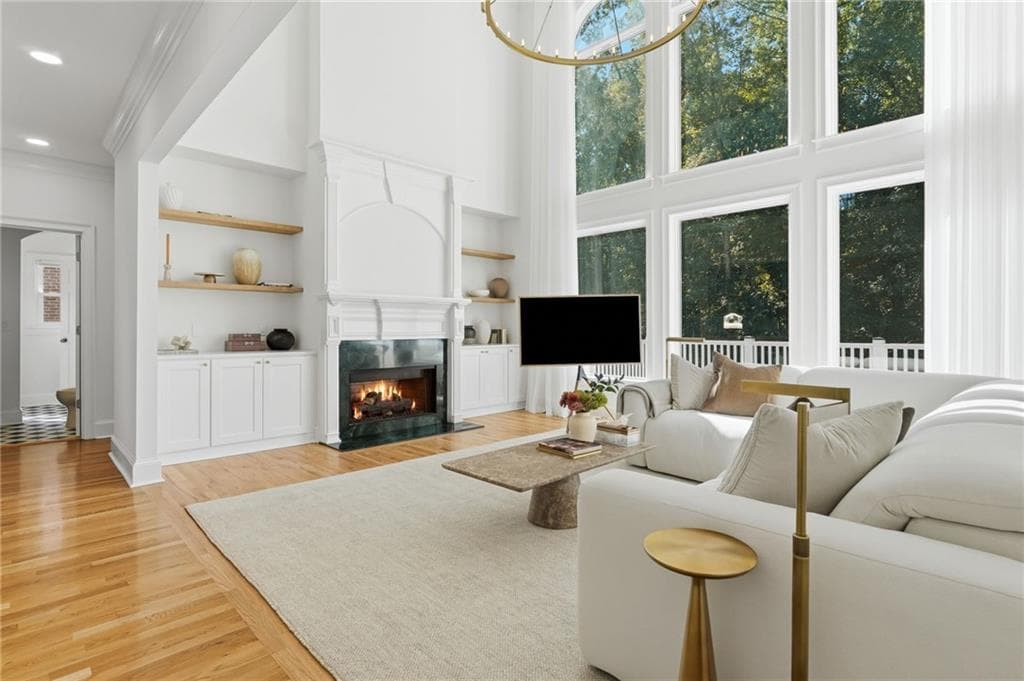 5 bedroom, 4 bathroom, 4,149 sq ft single family residence for rent at 1140 River Laurel Drive, Suwanee, GA 30024 for $5,500 a month — photo 2