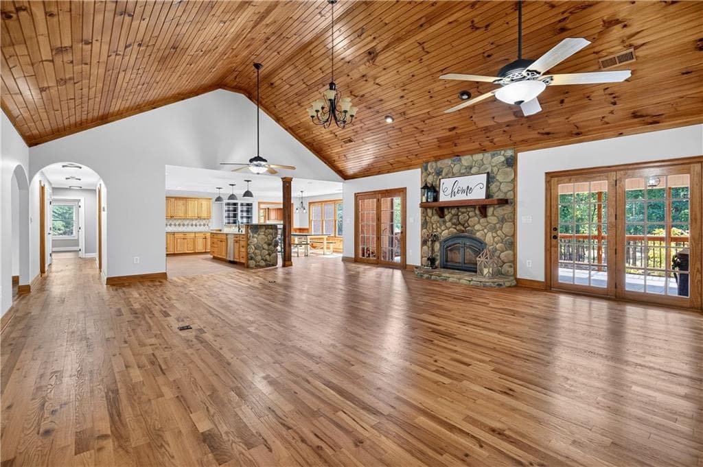 6 bedroom, 6 bathroom, 6,736 sq ft single family residence for sale at 221 Valley Way, Hampton, GA 30228 — photo 9