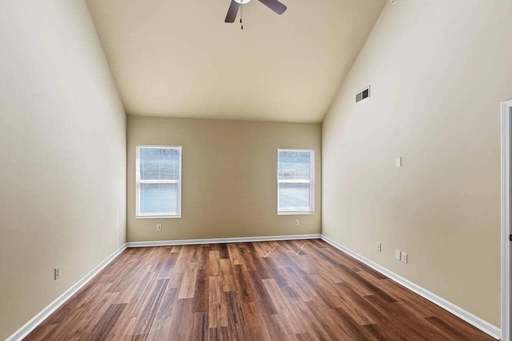 3 bedroom, 3 bathroom, 1,454 sq ft townhouse for rent at 1800 Old Dogwood, Jonesboro, GA 30238 for $1,750 a month — photo 4