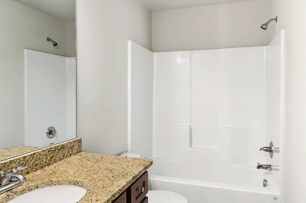3 bedroom, 3 bathroom, 1,454 sq ft townhouse for rent at 1800 Old Dogwood, Jonesboro, GA 30238 for $1,750 a month — photo 10