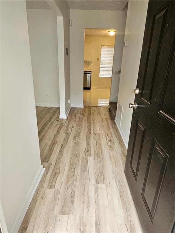 3 bedroom, 2 bathroom, 1,713 sq ft single family residence for sale at 6060 Old Wellborn Trace, Lithonia, GA 30058 — photo 2