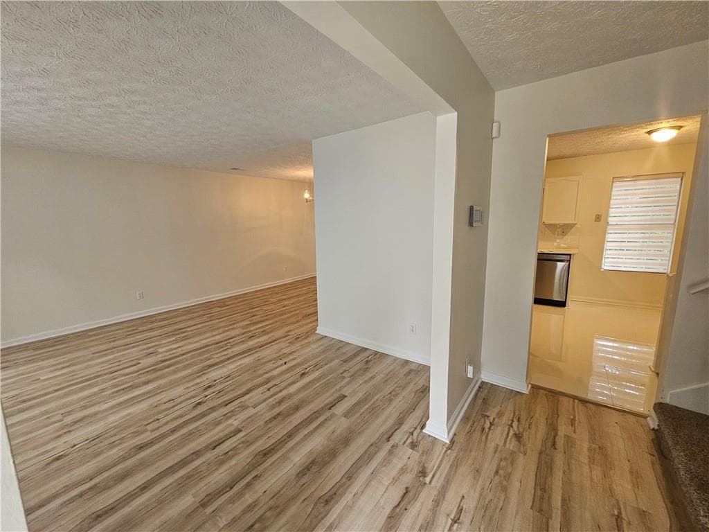 3 bedroom, 2 bathroom, 1,713 sq ft single family residence for sale at 6060 Old Wellborn Trace, Lithonia, GA 30058 — photo 3