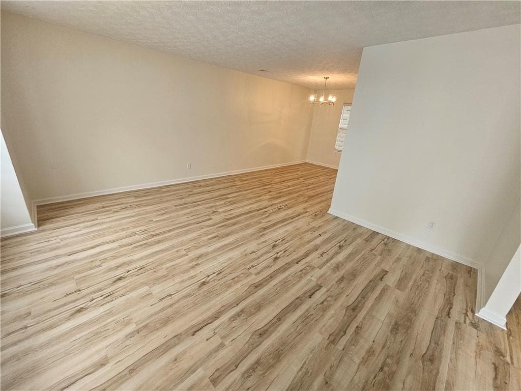 3 bedroom, 2 bathroom, 1,713 sq ft single family residence for sale at 6060 Old Wellborn Trace, Lithonia, GA 30058 — photo 9