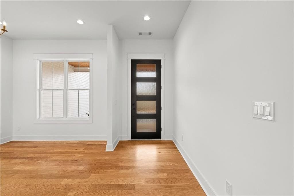 6 bedroom, 6 bathroom, 4,500 sq ft single family residence for rent at 1250 HAYS MILL Road, Carrollton, GA 30117 for $5,500 a month — photo 7