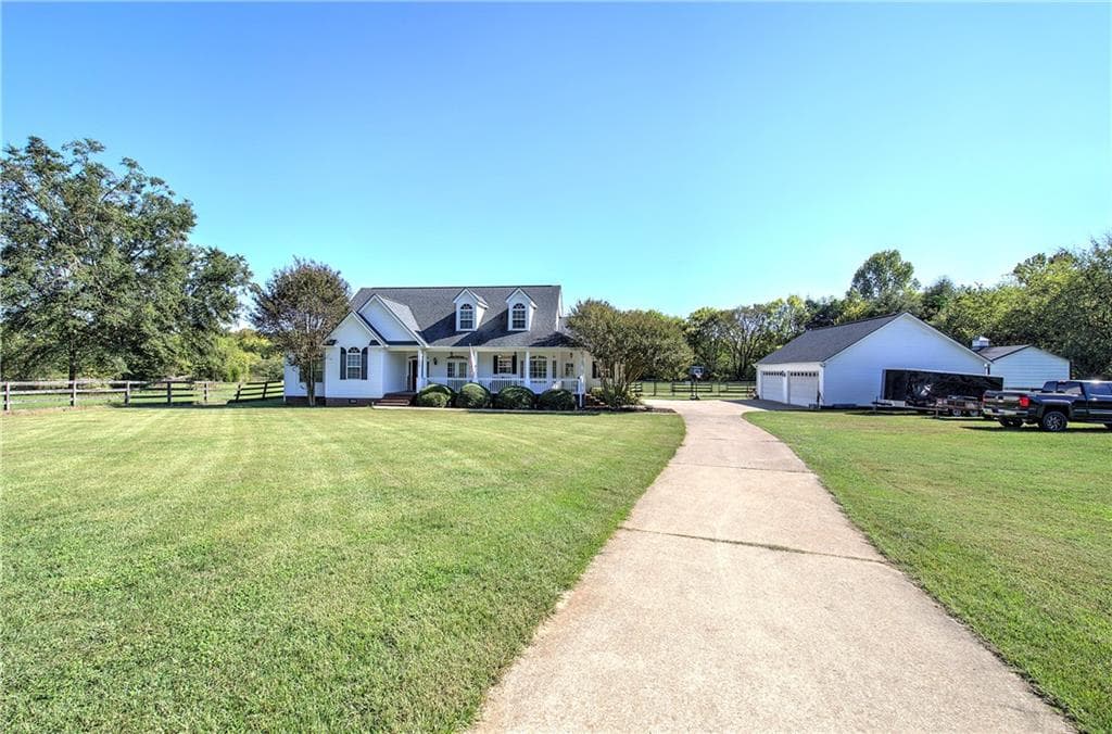 4 bedroom, 3 bathroom, 2,500 sq ft single family residence for sale at 2887 Morgan Valley Road, Rockmart, GA 30153 — photo 5