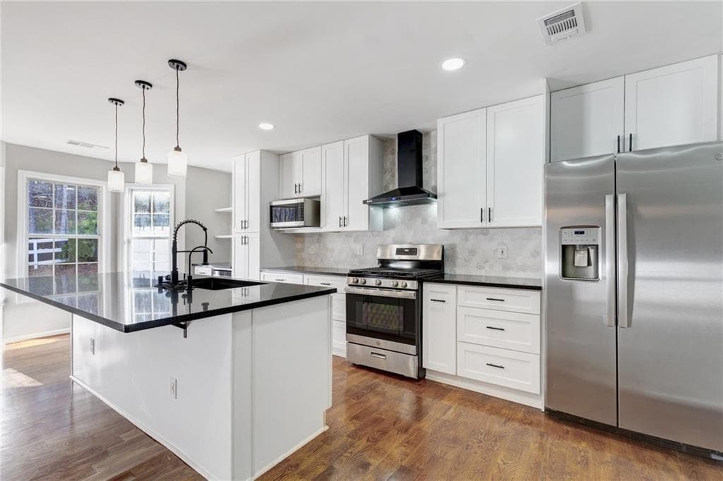 3 bedroom, 3 bathroom, 1,486 sq ft single family residence for rent at 3226 Liberty Commons Drive, Kennesaw, GA 30144 for $2,500 a month — photo 5