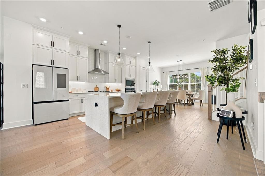 4 bedroom, 4 bathroom, 2,414 sq ft townhouse for sale at 285 Walker Avenue, Alpharetta, GA 30076 — photo 9