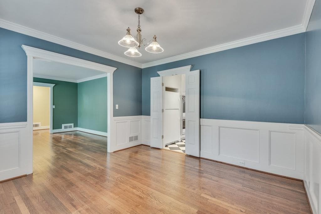 3 bedroom, 4 bathroom, 3,099 sq ft single family residence for sale at 1882 Bedfordshire Court, Decatur, GA 30033 — photo 10