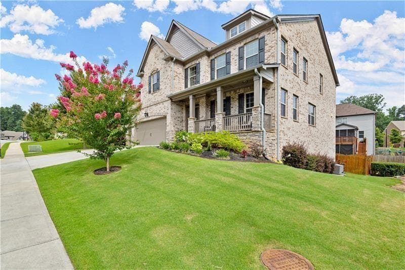 5 bedroom, 5 bathroom, 5,591 sq ft single family residence for sale at 4316 Woodland Bank Boulevard, Buford, GA 30518 — photo 2