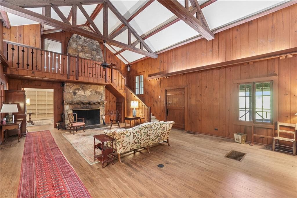 4 bedroom, 4 bathroom, 2,434 sq ft single family residence for sale at 8235 Tynecastle Drive, Sandy Springs, GA 30350 — photo 5