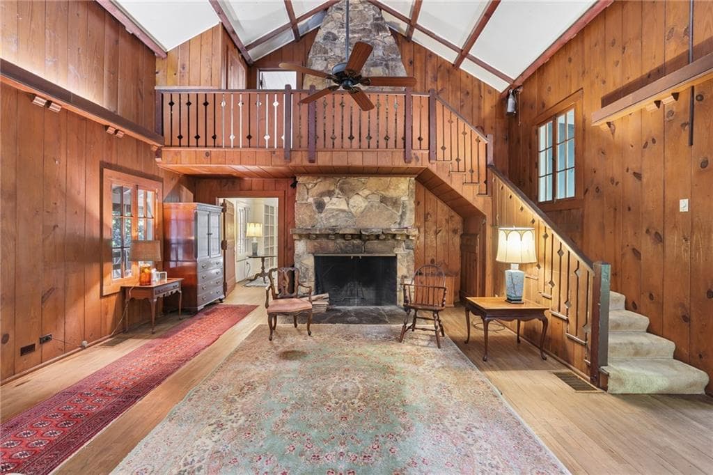 4 bedroom, 4 bathroom, 2,434 sq ft single family residence for sale at 8235 Tynecastle Drive, Sandy Springs, GA 30350 — photo 9