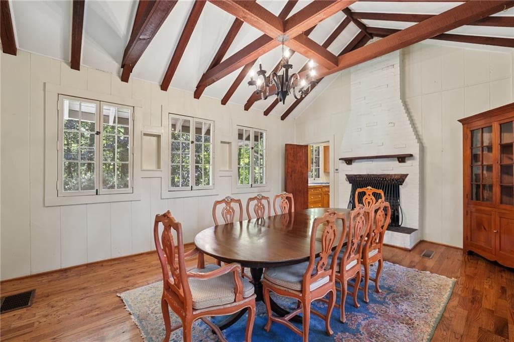 4 bedroom, 4 bathroom, 2,434 sq ft single family residence for sale at 8235 Tynecastle Drive, Sandy Springs, GA 30350 — photo 10