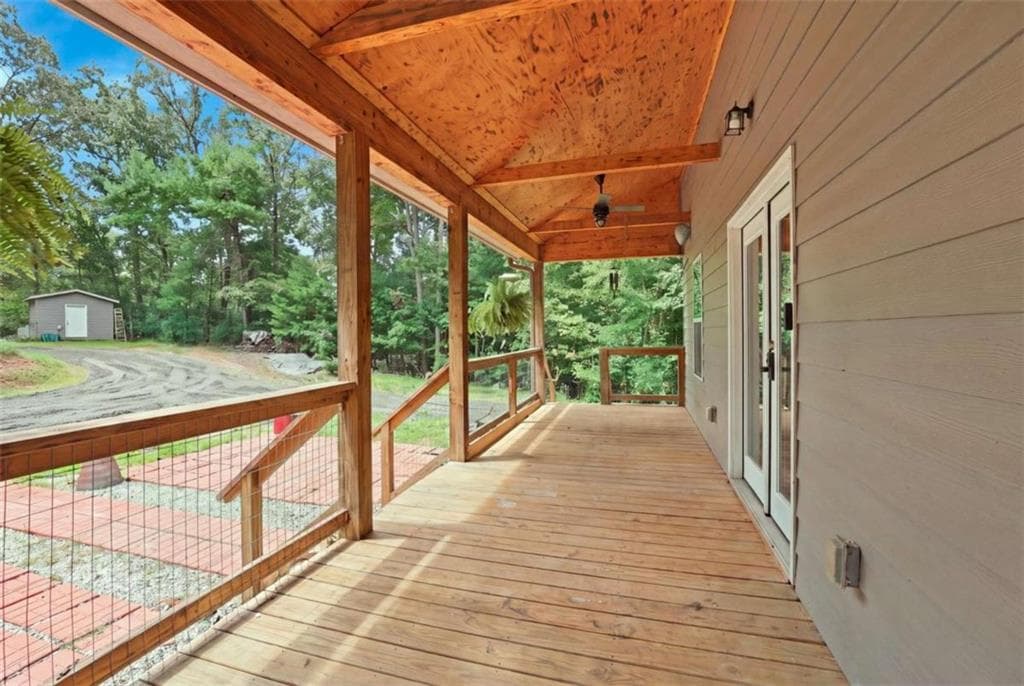 2 bedroom, 3 bathroom, 2,460 sq ft single family residence for sale at 60 Cady Lane, Cleveland, GA 30528 — photo 4