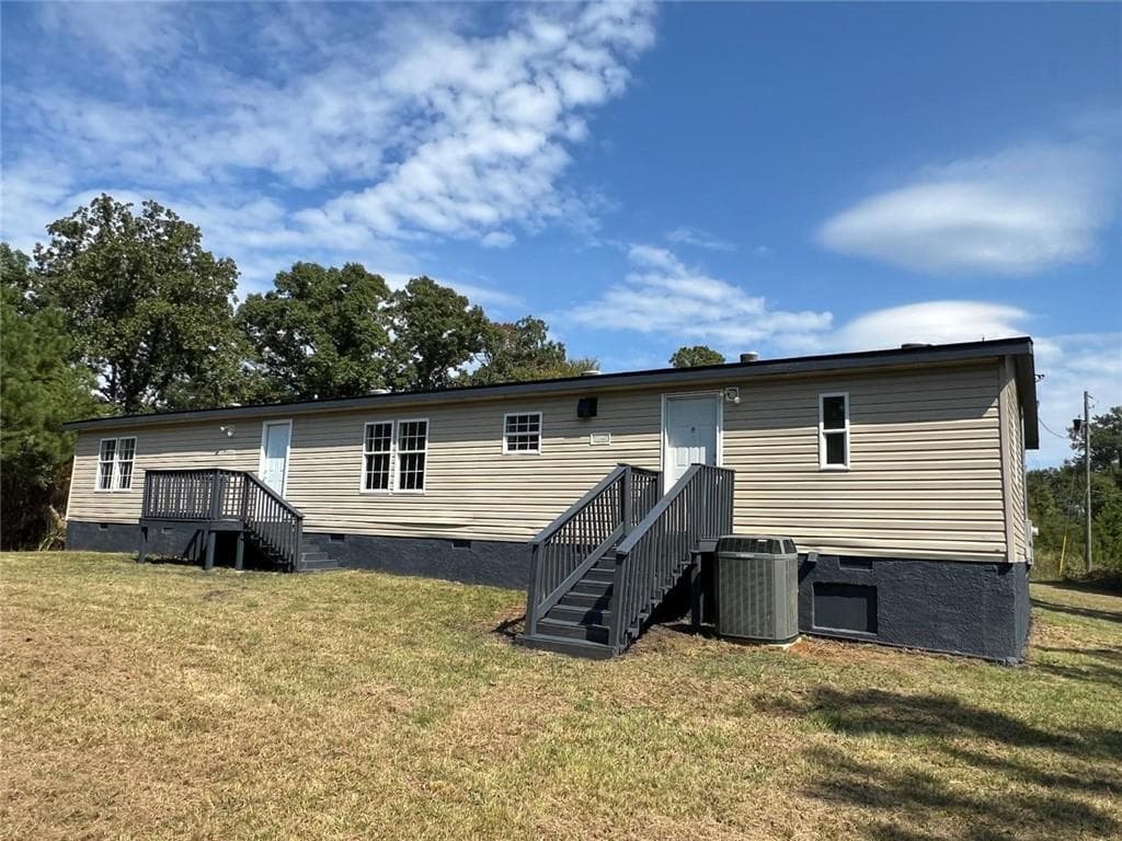 5 bedroom, 3 bathroom, 2,304 sq ft single family residence for sale at 2737 Old Gray Highway, Macon, GA 31211 — photo 8
