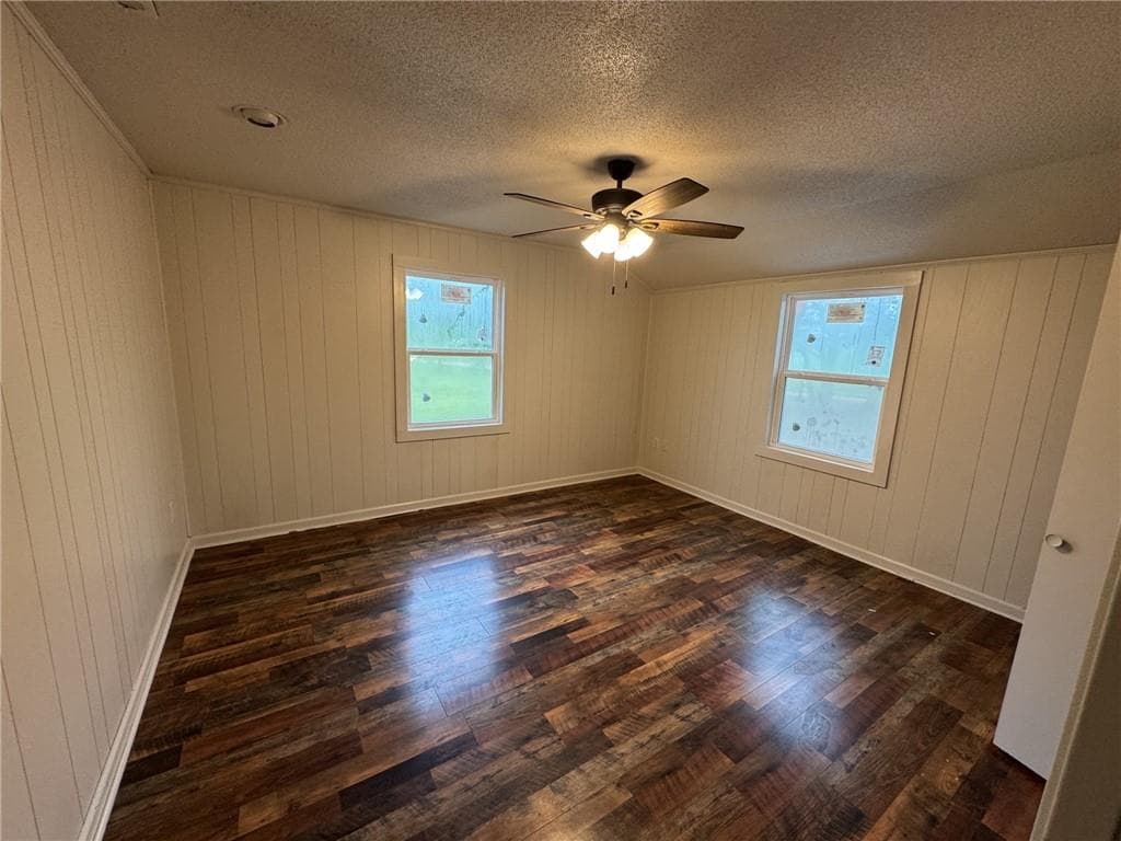 4 bedroom, 3 bathroom, 2,490 sq ft single family residence for sale at 968 Edwin Phillips Road, Reidsville, GA 30453 — photo 4