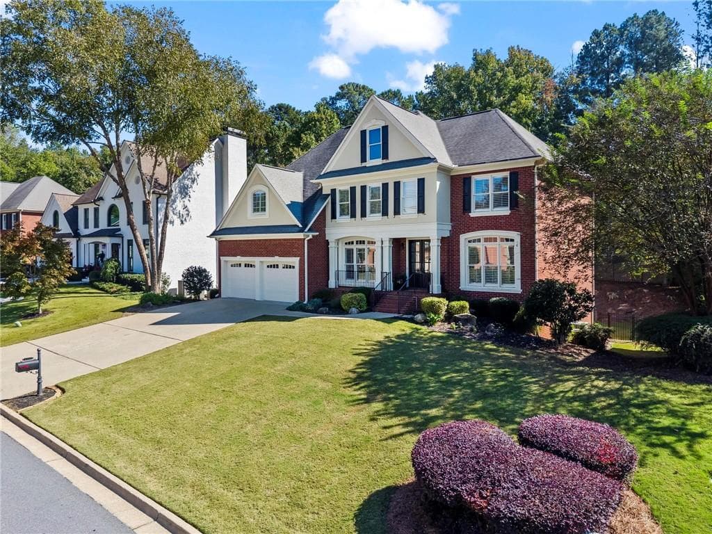 6 bedroom, 5 bathroom, 4,789 sq ft single family residence under contract at 2838 Talimore Court, Marietta, GA 30066 — photo 4