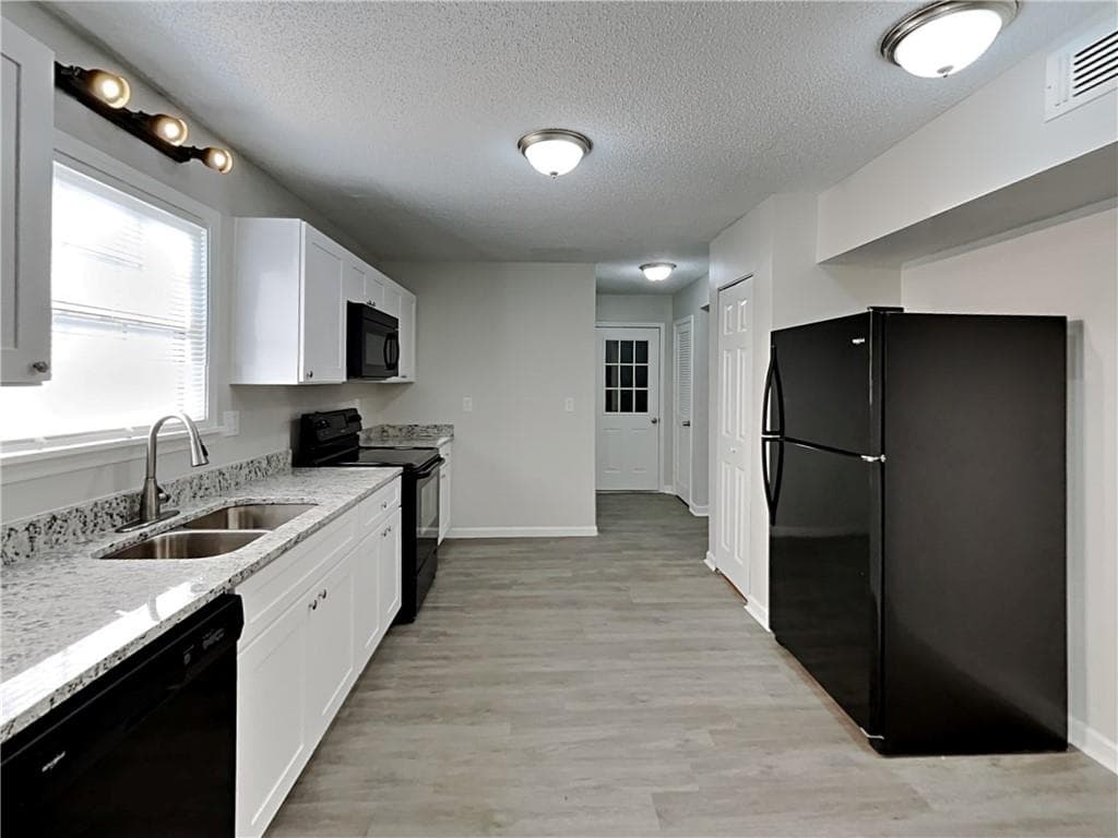 3 bedroom, 3 bathroom, 1,664 sq ft single family residence for rent at 2979 Bayberry Court, Hampton, GA 30228 for $1,840 a month — photo 2