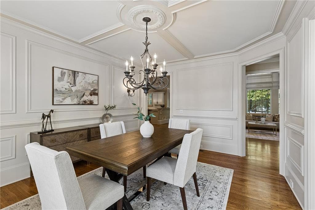 5 bedroom, 6 bathroom, 6,144 sq ft single family residence for sale at 115 Amberly Place, Roswell, GA 30075 — photo 8