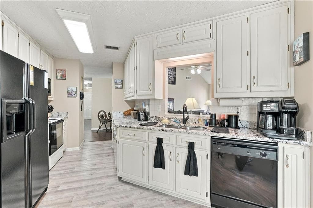3 bedroom, 2 bathroom, 1,730 sq ft single family residence for sale at 2015 Harfield Court, Bethlehem, GA 30620 — photo 9