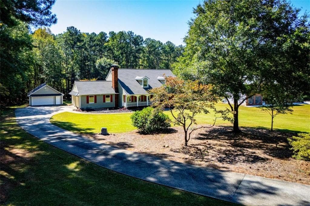 4 bedroom, 3 bathroom, 3,044 sq ft single family residence for sale at 157 Palmetto Pines Road, Palmetto, GA 30268 — photo 2