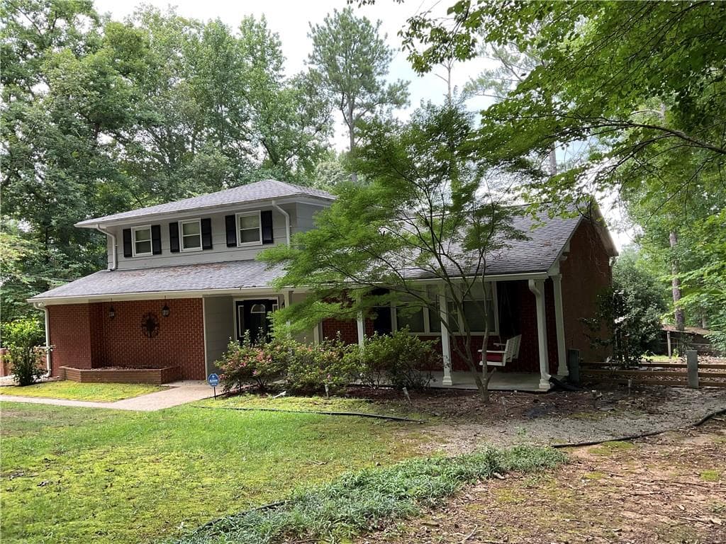 4 bedroom, 4 bathroom, 2,424 sq ft single family residence for sale at 622 Pinecrest Drive, Manchester, GA 31816 — photo 2