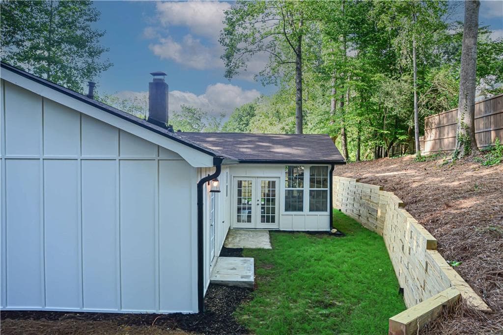 3 bedroom, 2 bathroom, 2,387 sq ft single family residence for sale at 776 Fairfield Drive, Marietta, GA 30068 — photo 8