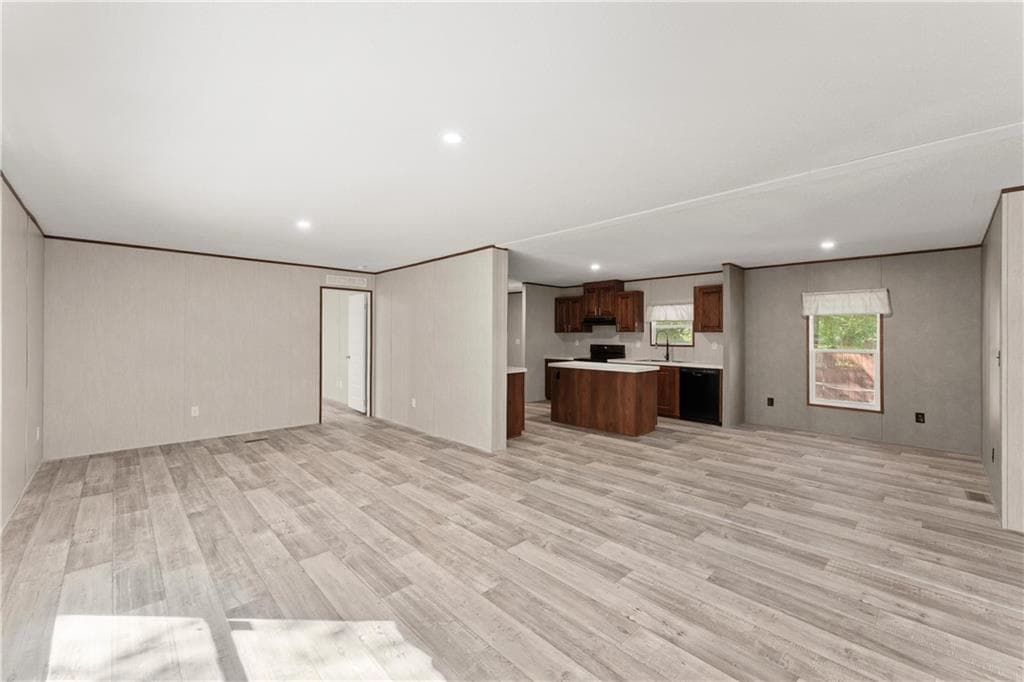 3 bedroom, 2 bathroom, 1,456 sq ft single family residence for sale at 470 Gold Hill Drive, Acworth, GA 30102 — photo 5