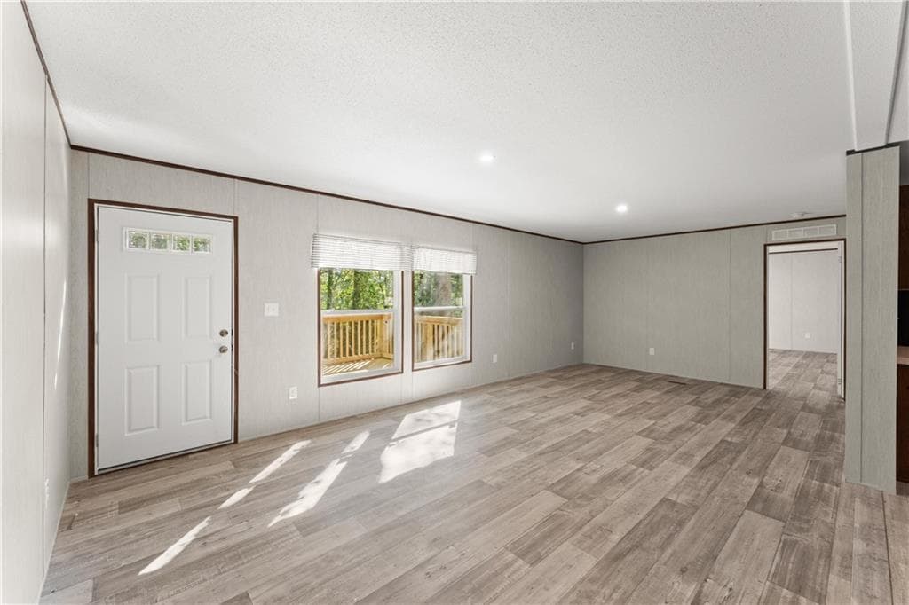 3 bedroom, 2 bathroom, 1,456 sq ft single family residence for sale at 470 Gold Hill Drive, Acworth, GA 30102 — photo 6