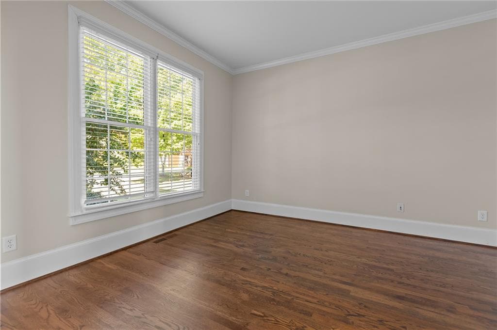 6 bedroom, 5 bathroom single family residence for rent at 1231 Ellington Court, Cumming, GA 30041 for $4,750 a month — photo 8